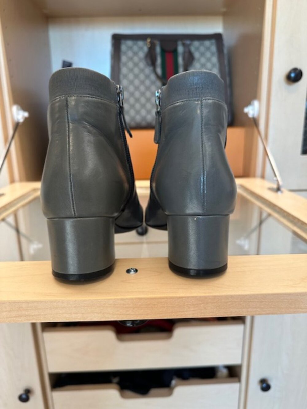 Chanel Leather Gray/Black Size 38 Booties - Picture 4 of 5